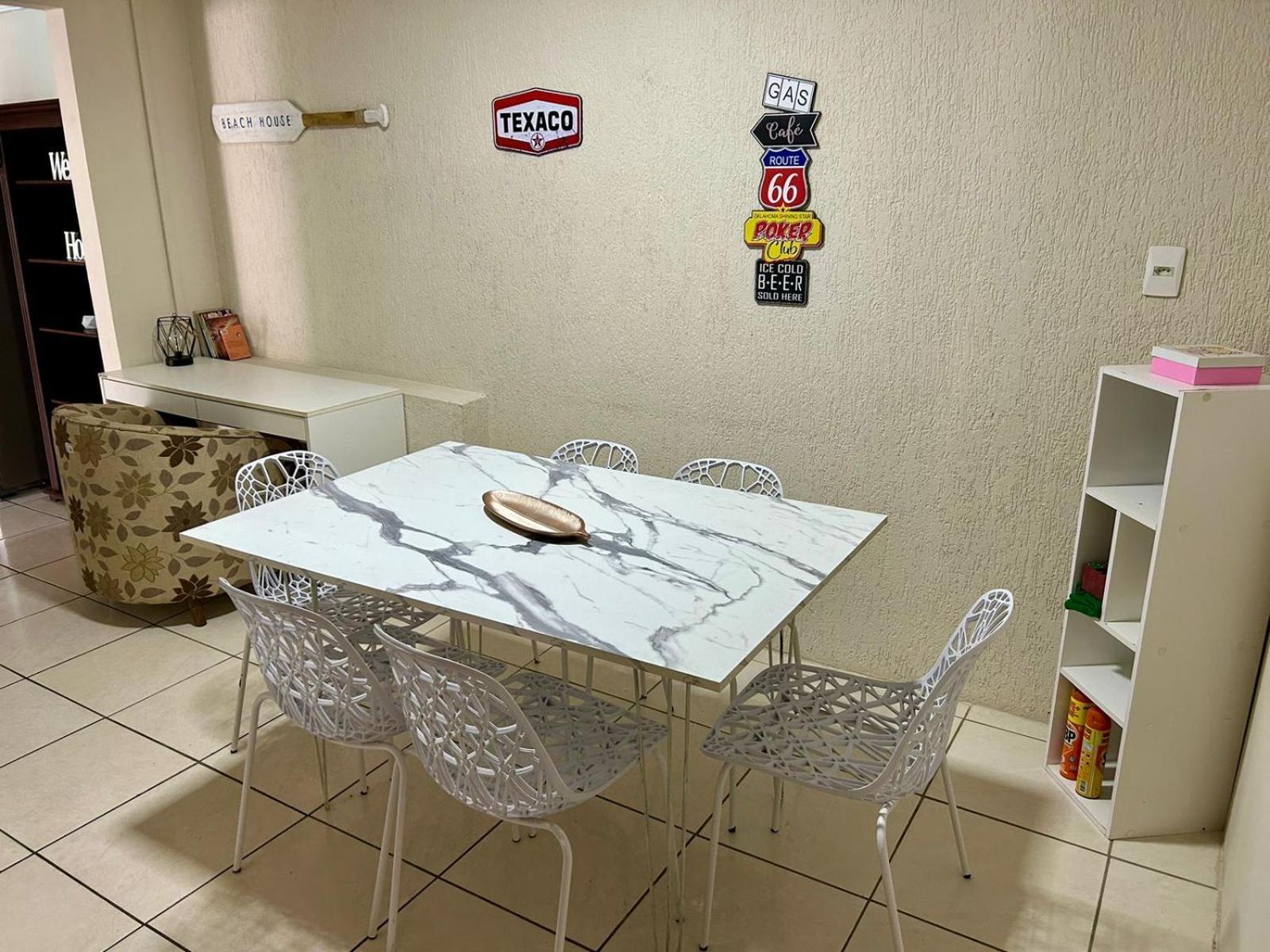 Casa De Praia Top! Beto Carrero, 500M Do Parque, Com Piscina E Sinuca, 1 Suite E 2 Quartos, 3Bwc, A 300M Da Praia, Churrasqueira E Estacionamento Privado Penha  Dış mekan fotoğraf